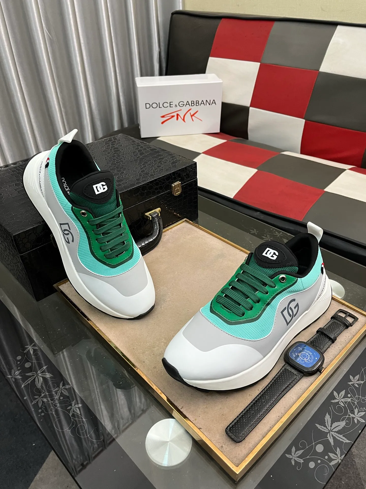 Men's shoes💰480⌚️⌚️New Dolce & Gabbana/top original DG heavy industry series, new casual fashion shoes👟The version is simple and elegant, fashionable and exclusive👑fashionable and generous. Upper: Original first-layer calfskin, comfortable sheepskin lining. Original special electroplated combination outsole, exquisite and luxurious, super A level! Compared with the genuine product at the counter, the version is no worse at all💕Size: 38-46
